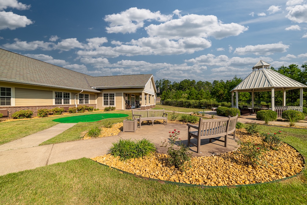 2025 Hickory Heights Exterior-5